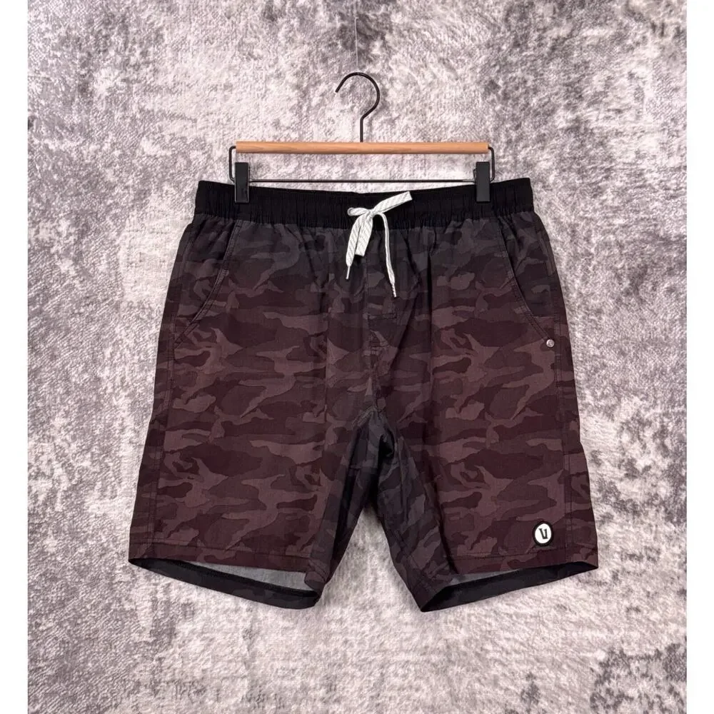 Vuori Kore Shorts Large Mens Gray Camo